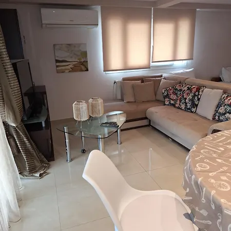 Revisapartments Brown