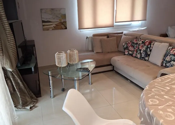 Revisapartments Brown